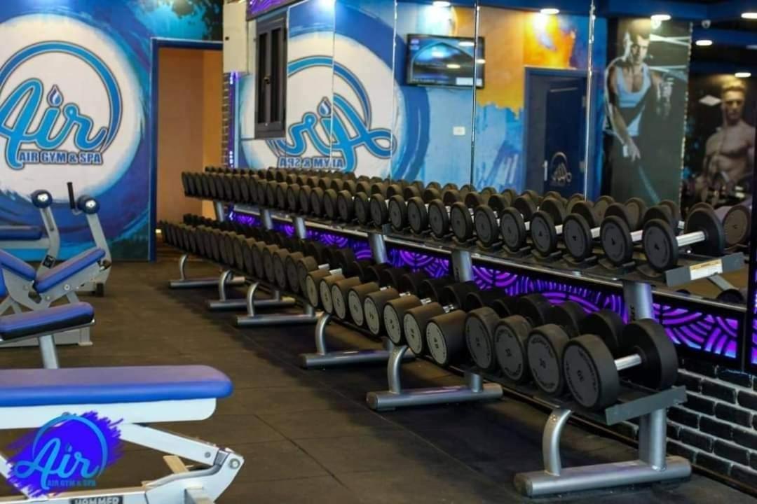 Crown With Fitness And Wellness * Caïro